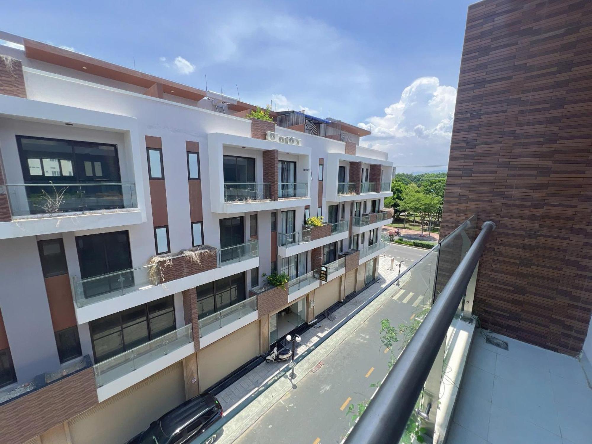 C&M Hotel Phan Rang Exteriör bild
