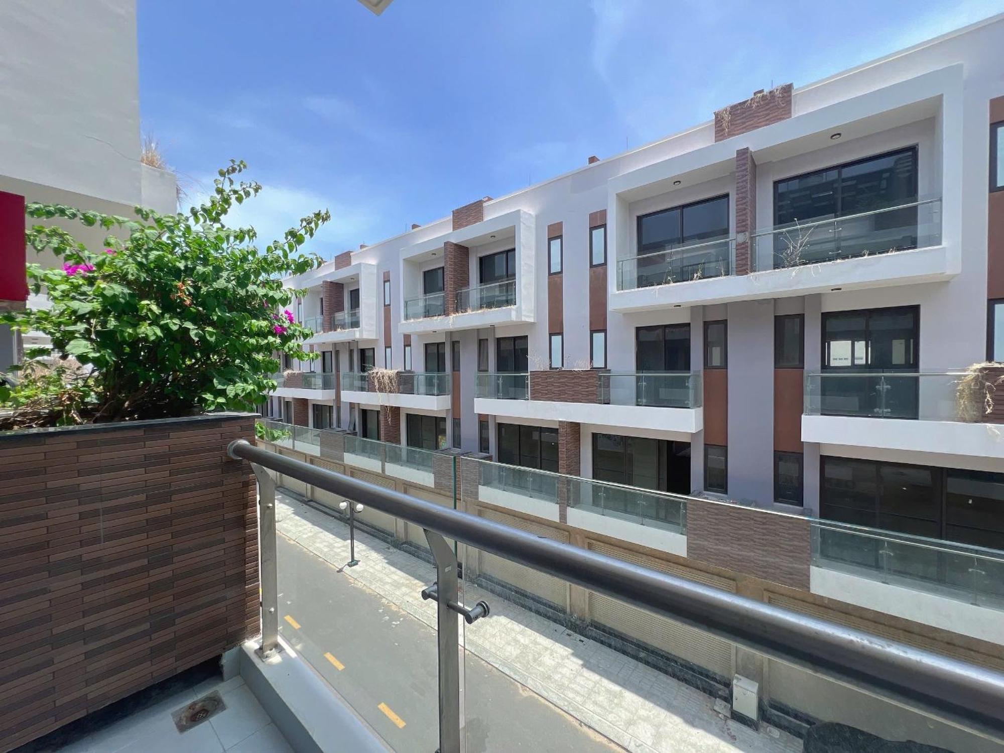 C&M Hotel Phan Rang Exteriör bild